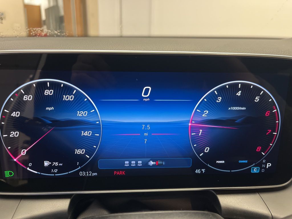 Thumbnail: 2026 Mercedes-Benz GLC - 17