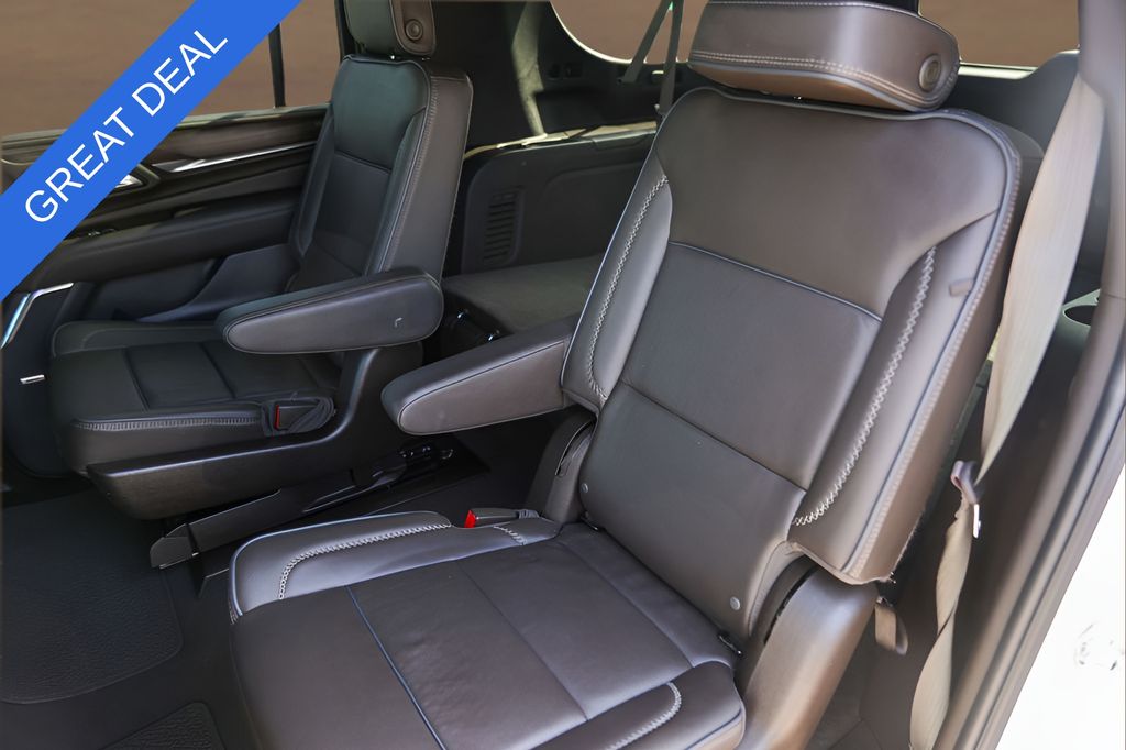 Used 2024 White GMC Denali image 26