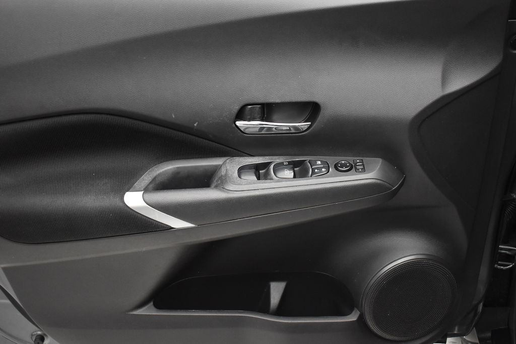 Thumbnail: 2024 Nissan Kicks - 11