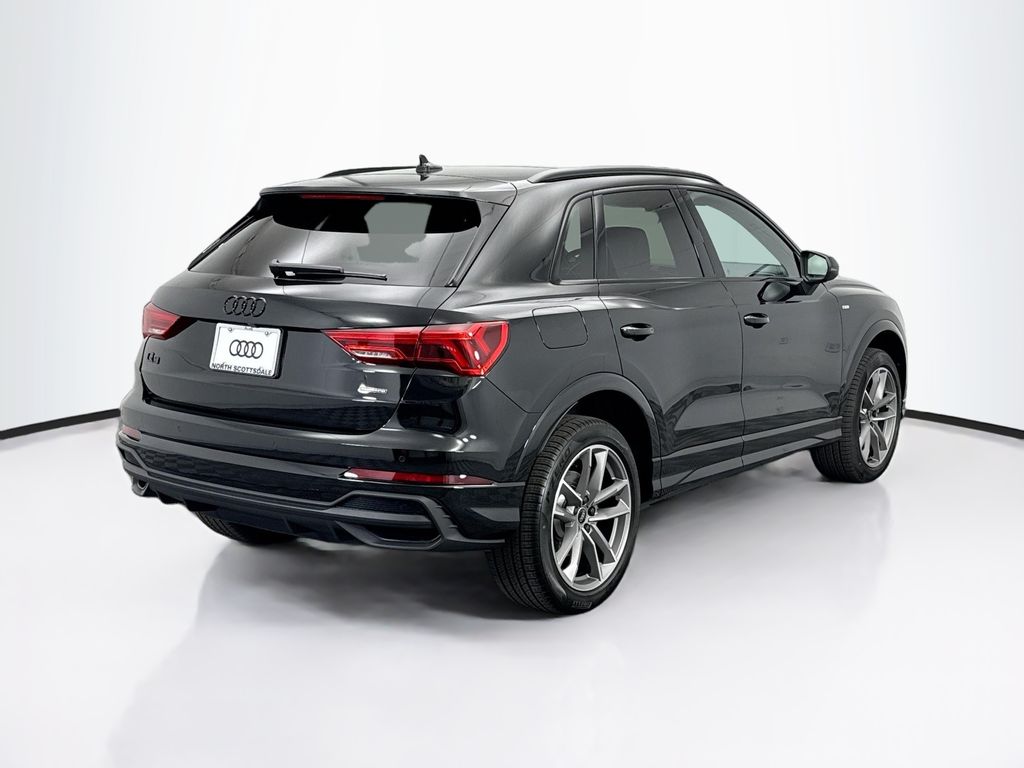 Thumbnail: 2025 Audi Q3 - 5