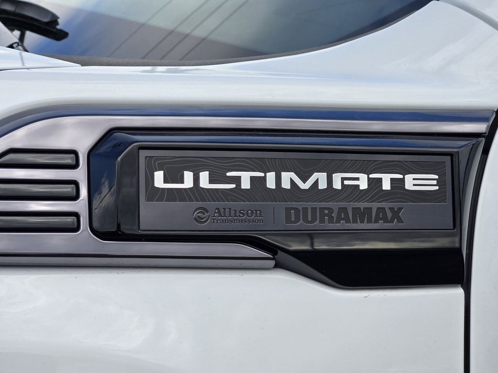 2025 GMC Sierra 2500HD Denali Ultimate - 9