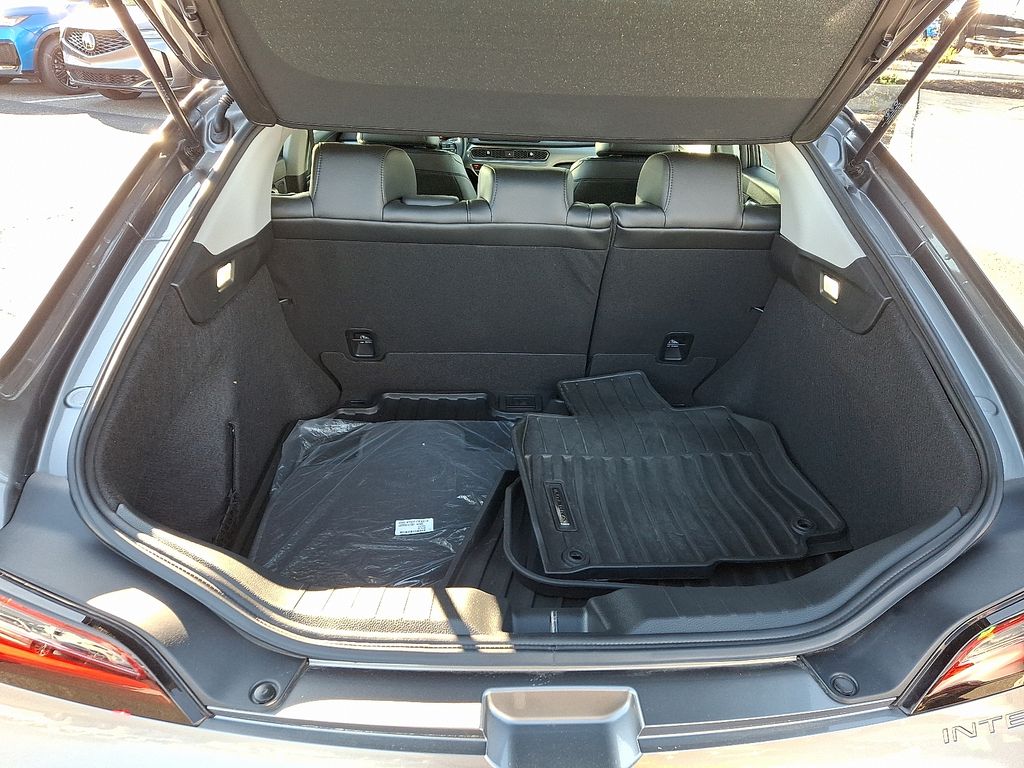 Thumbnail: 2025 Acura Integra - 29