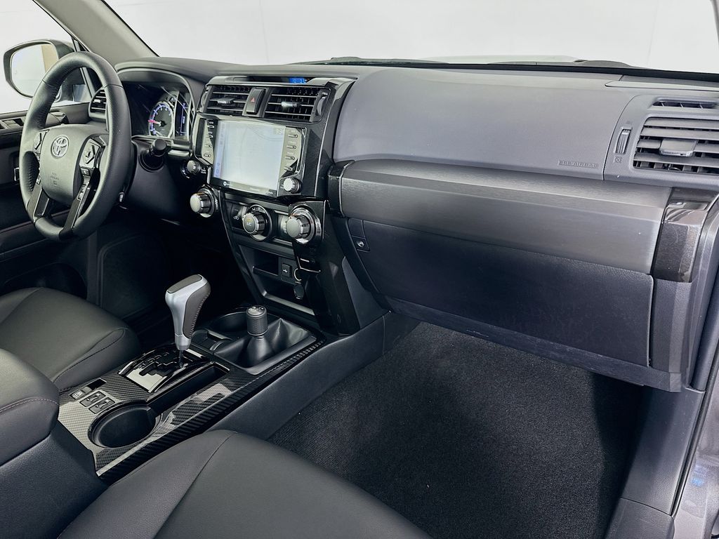 2022 Toyota 4Runner TRD Off Road 30