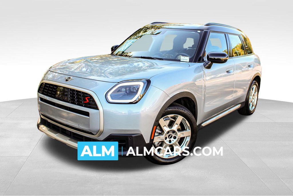 2025 MINI Countryman S's photo