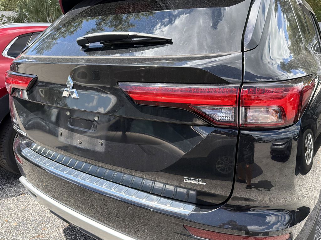 used 2022 Mitsubishi Outlander car, priced at $23,822
