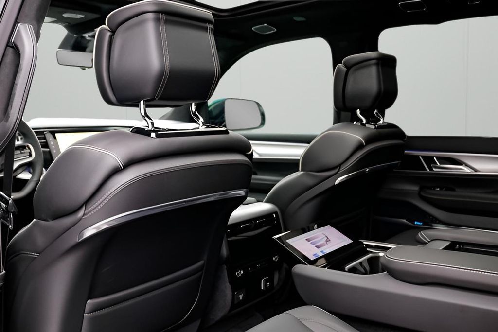 Used Car 2023 Jeep Grand Wagoneer L  Series Ii For Sale Under $70,000 In Austin, Texas