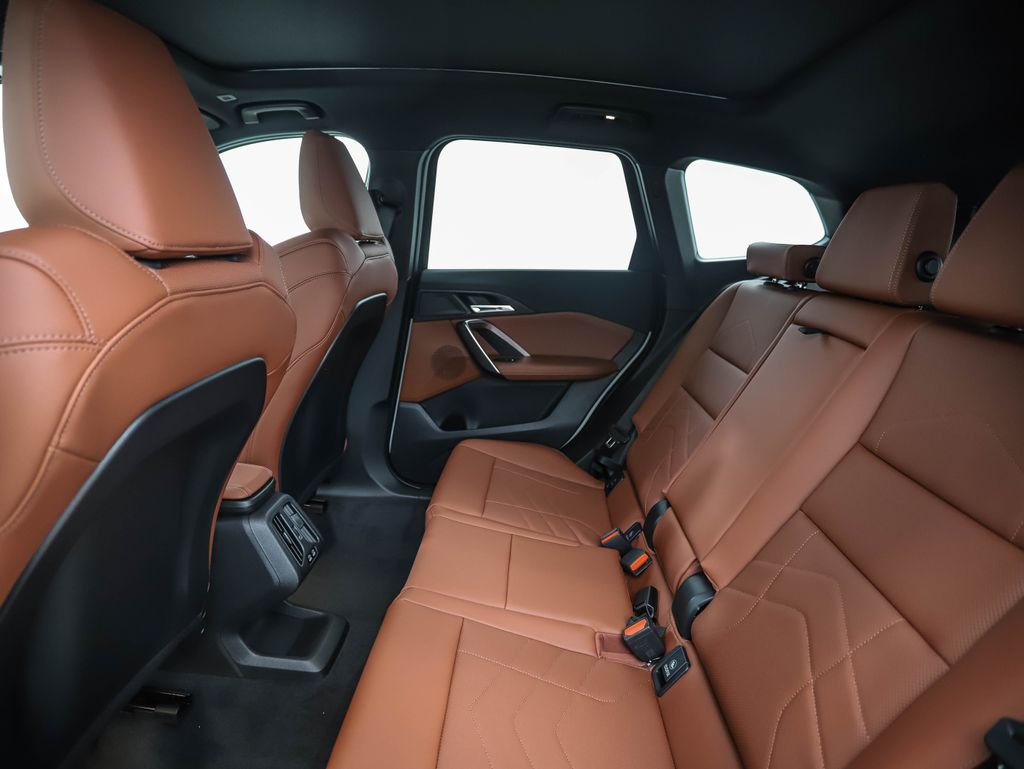 Thumbnail: 2026 BMW X1 - 22