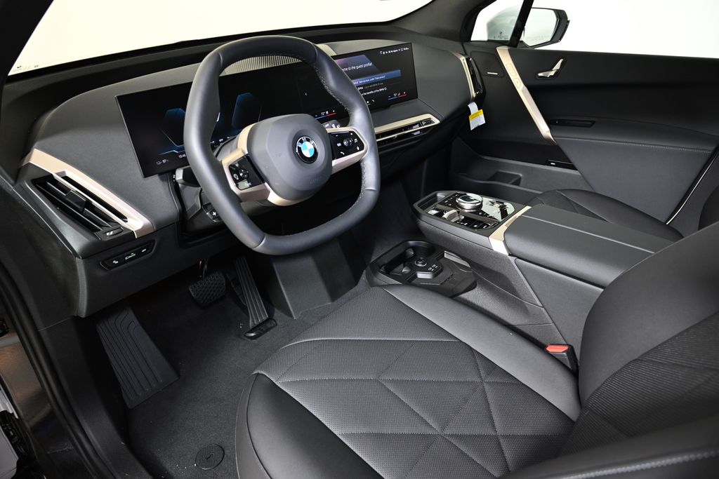 Thumbnail: 2026 BMW iX - 15
