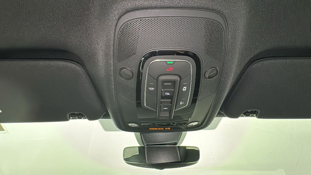 2025 Audi Q7  23