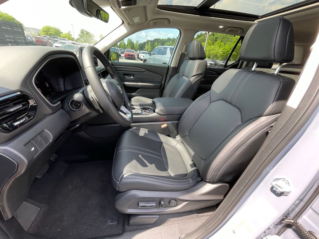 Thumbnail: 2026 Honda Pilot - 29
