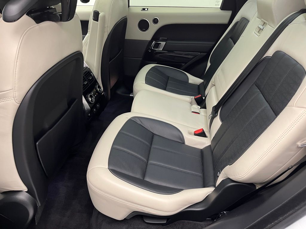 Thumbnail: 2018 Land Rover Range Rover Sport - 27