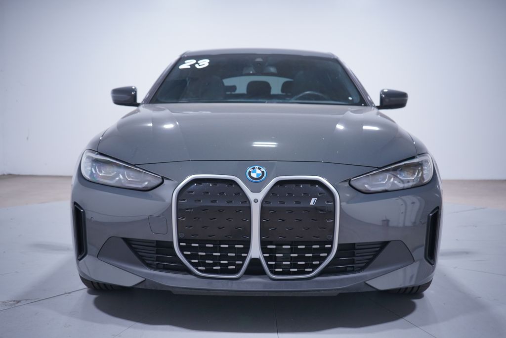 Thumbnail: 2023 BMW i4 - 4
