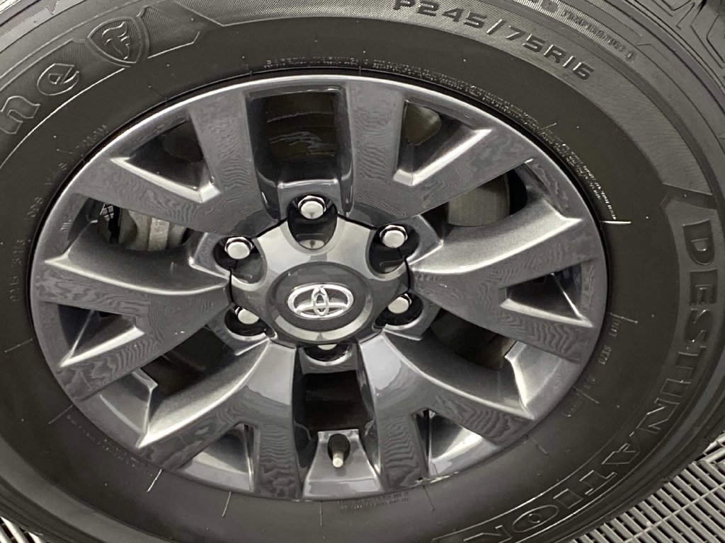 2023 Toyota Tacoma SR5 Magnetic Gray Metallic - Grieco Acura - Image 29