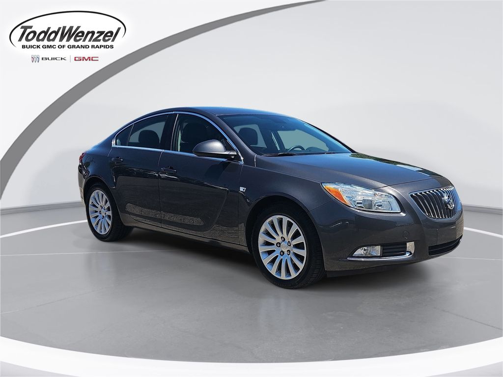 2011 Buick Regal CXL Sedan FWD
