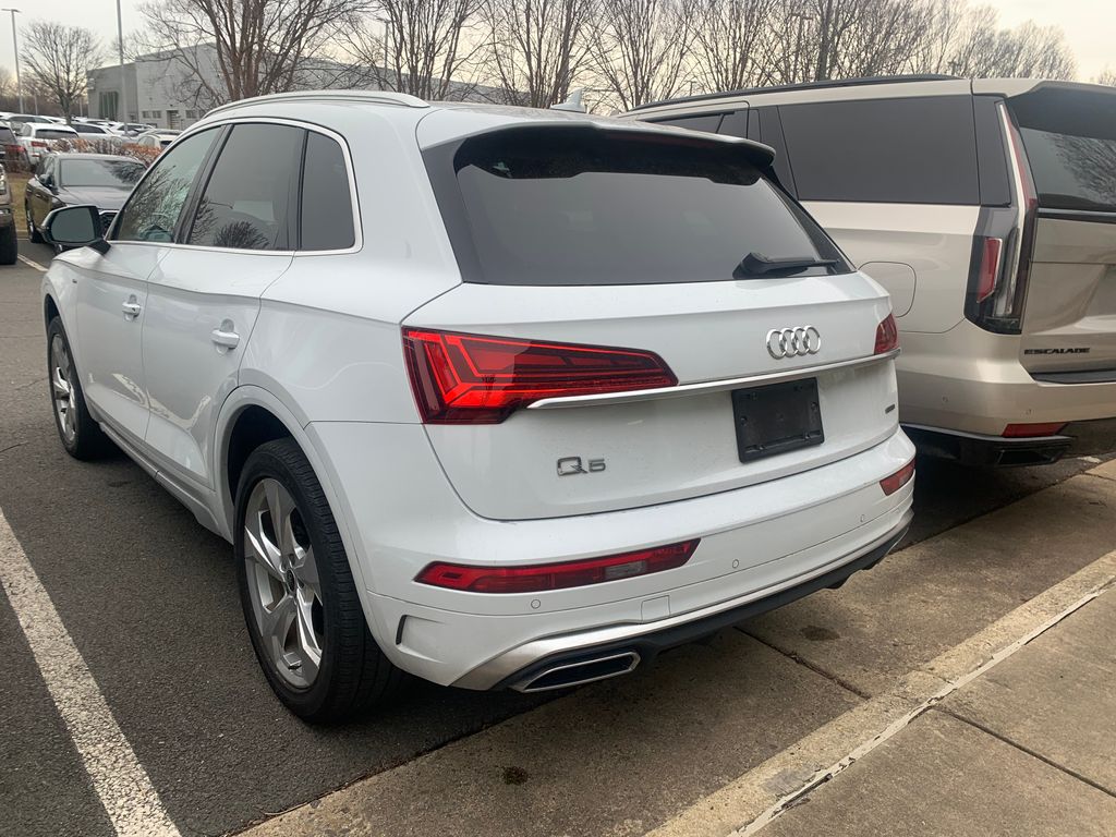 Thumbnail: 2023 Audi Q5 - 9