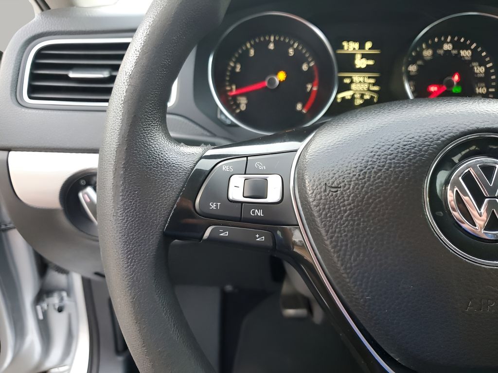 Used Car 2015 Volkswagen Jetta  1.8t Se For Sale In Austin, Texas