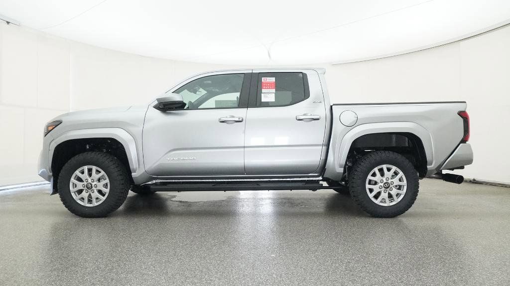Thumbnail: 2025 Toyota Tacoma - 17