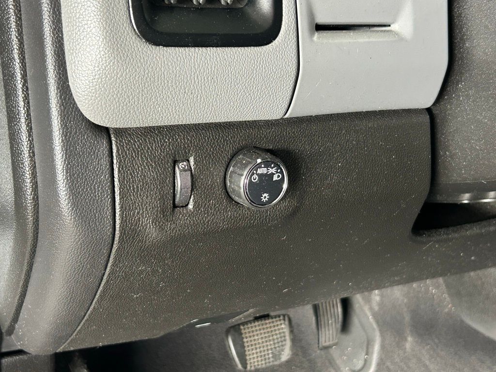 Used 2021 Summit White Chevrolet Work Truck image 49