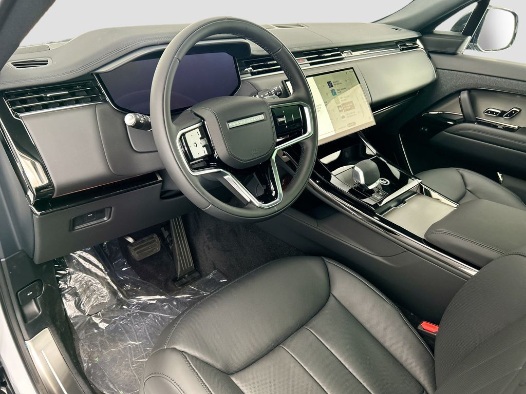 Thumbnail: 2026 Land Rover Range Rover Sport - 9