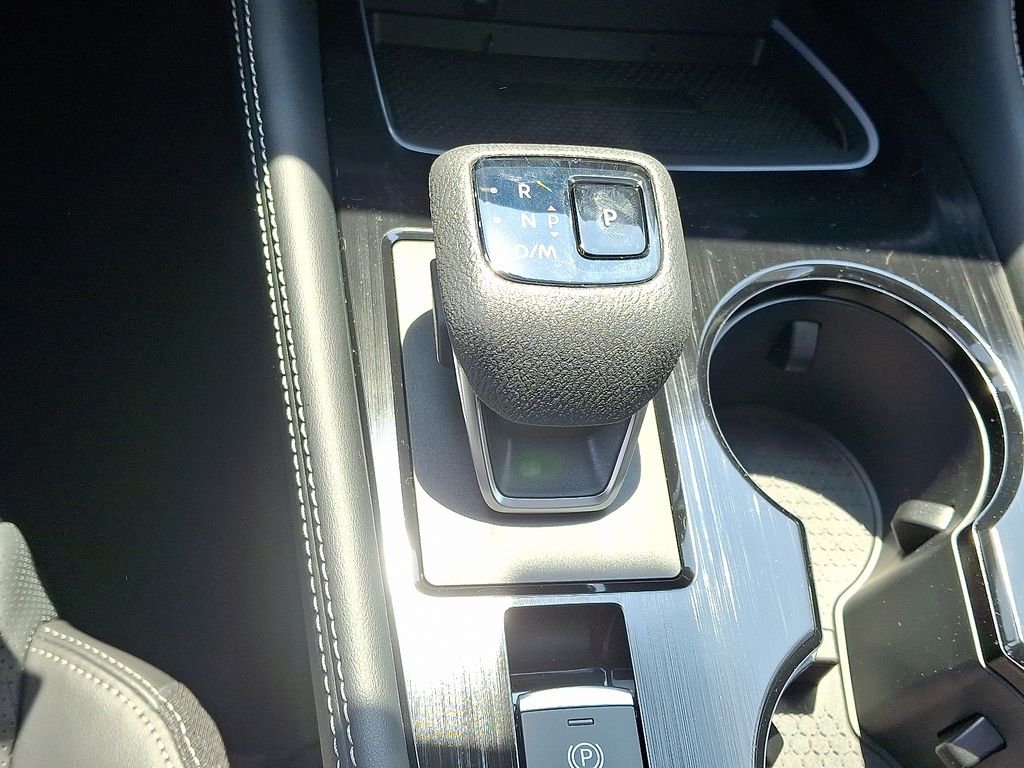 2026 Nissan Rogue — photo 11