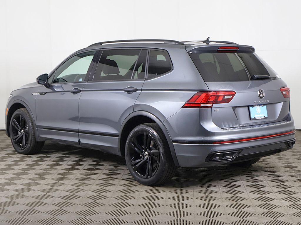 Used 2023 Gray Volkswagen 2.0T SE R-Line Black image 9