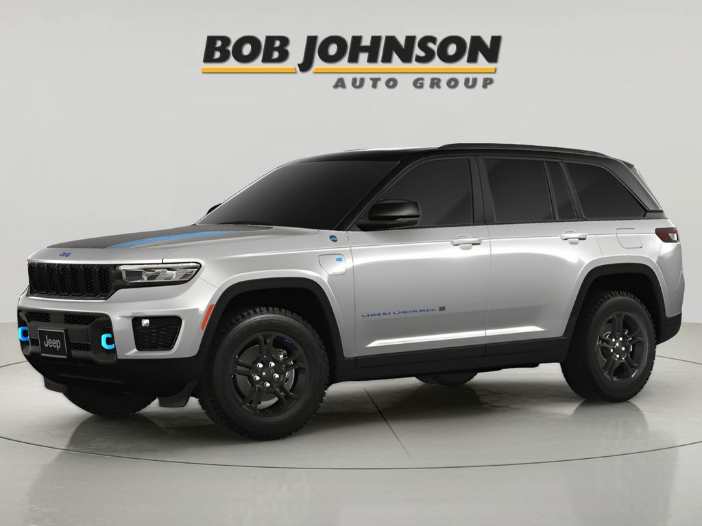 2024 Jeep Grand Cherokee Trailhawk 4xe's photo