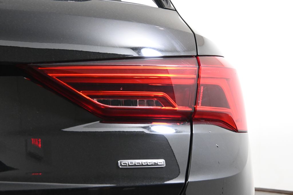 Thumbnail: 2022 Audi Q3 - 13