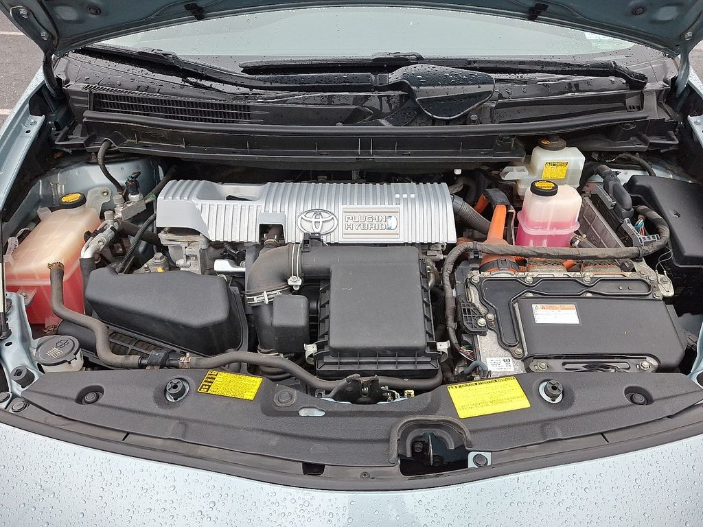 Thumbnail: 2014 Toyota Prius - 28