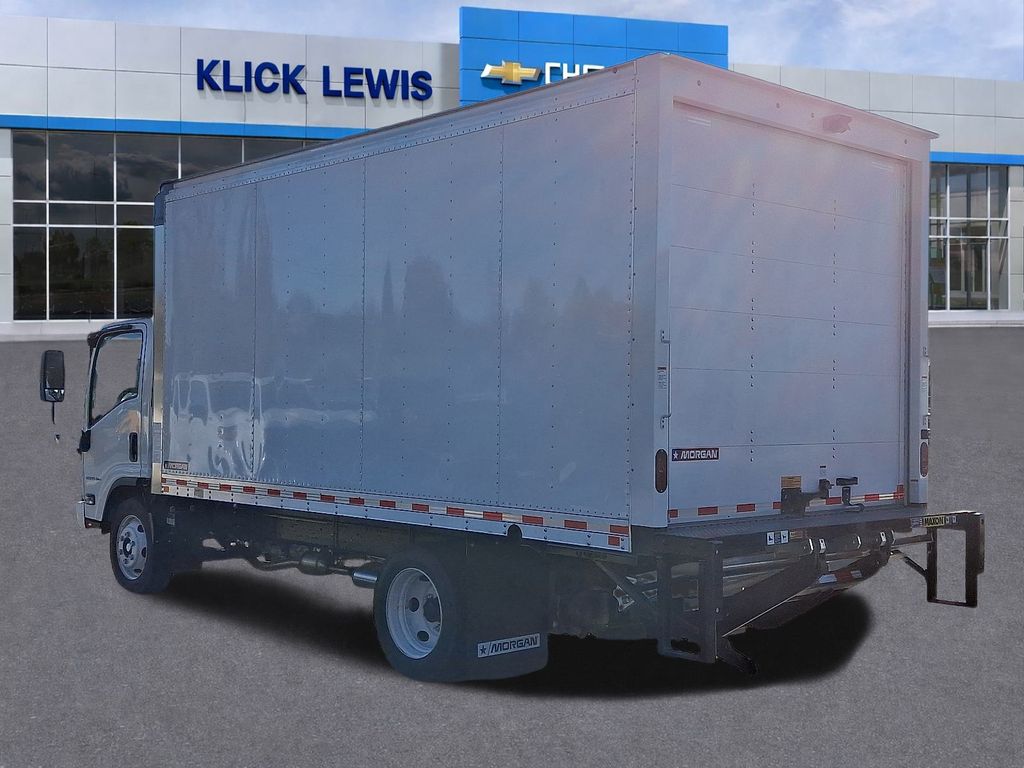 2024 Chevrolet 5500 LCF Gas XG - 2