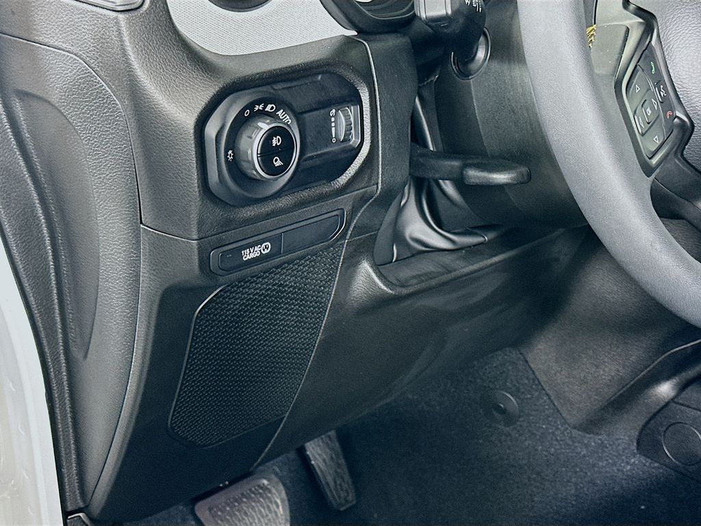 Thumbnail: 2024 Jeep Gladiator - 10