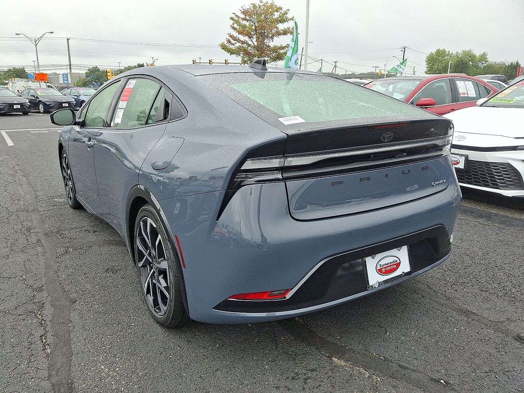 Thumbnail: 2026 Toyota Prius - 4