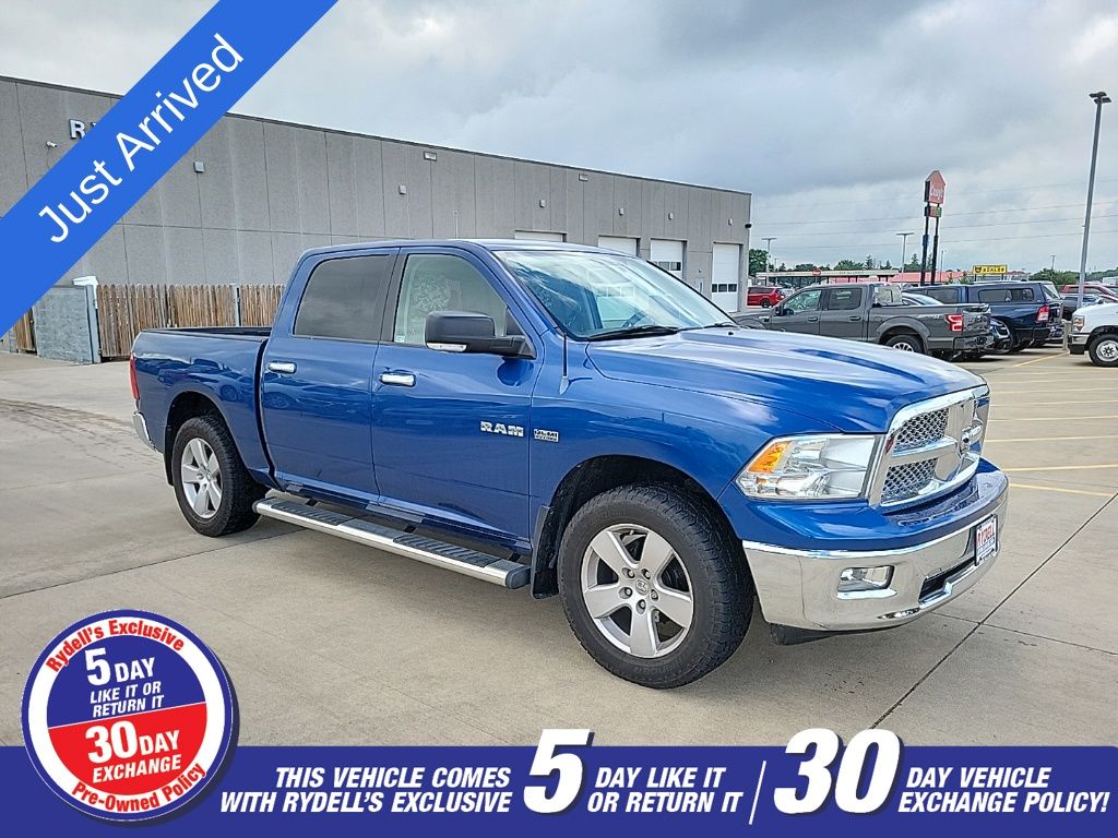 Deep Water Blue PC/Light Graystone PC 2009 Dodge RAM 1500 SLT Crew Cab 4WD Pickup Truck Four-Wheel Drive 5-Speed Automatic