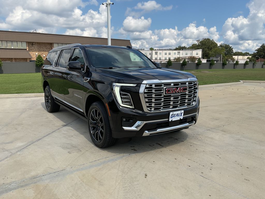 Onyx Black 2025 GMC Yukon XL SUV / Crossover Four-Wheel Drive 