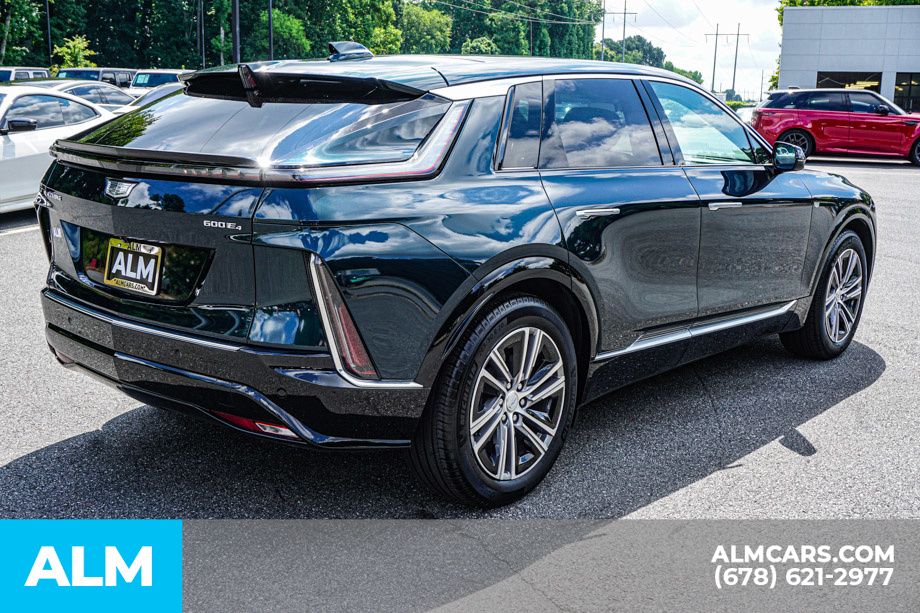 2024 Cadillac LYRIQ Luxury 1 - Photo 6