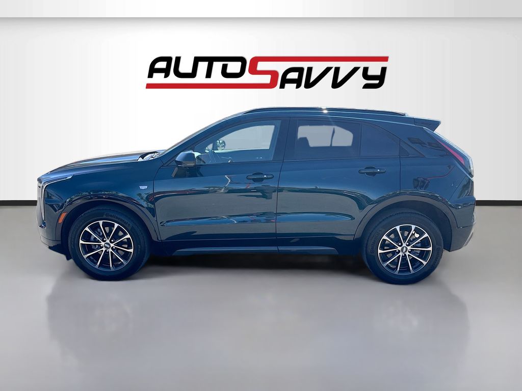 Used 2025 Green Cadillac Sport image 4