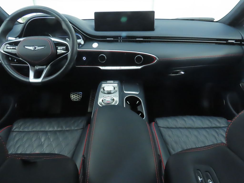 Thumbnail: 2022 Genesis GV70 - 13