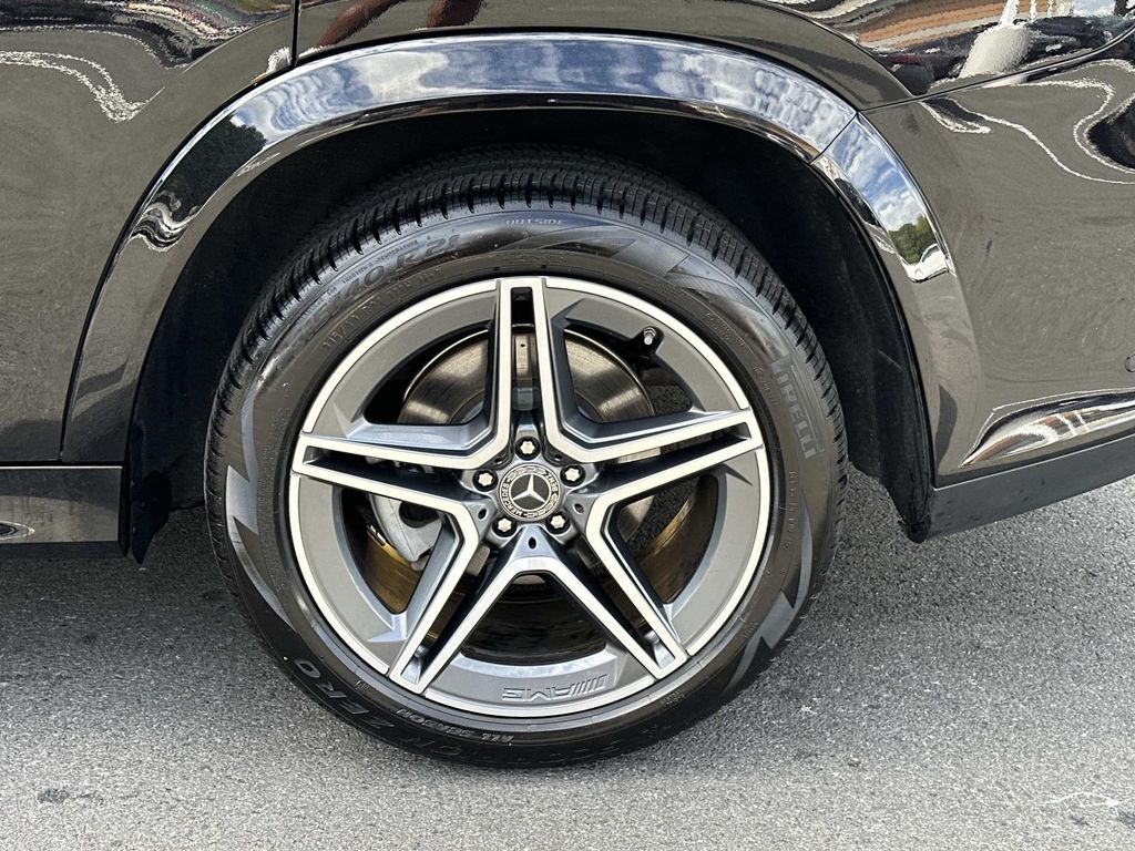 Thumbnail: 2024 Mercedes-Benz GLS - 15