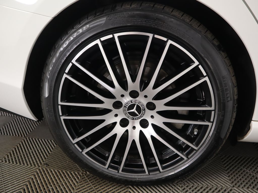 Thumbnail: 2022 Mercedes-Benz C-Class - 32