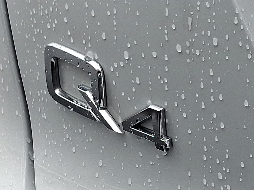 Thumbnail: 2024 Audi Q4 e-tron - 32