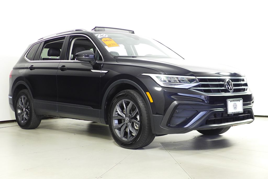 Thumbnail: 2023 Volkswagen Tiguan - 4