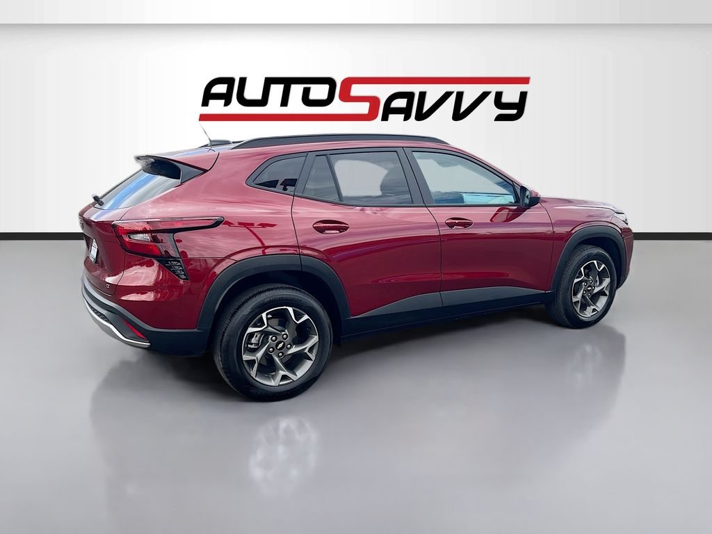 Used 2025 Red Chevrolet LT image 7