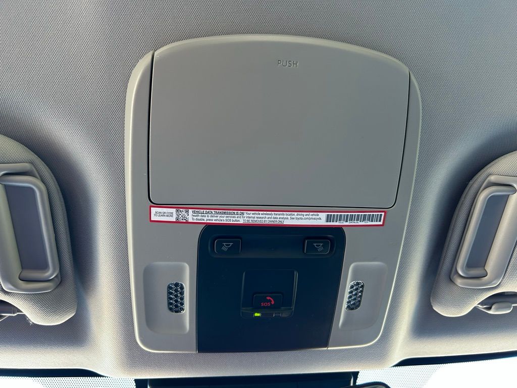 Thumbnail: 2025 Toyota Camry - 28