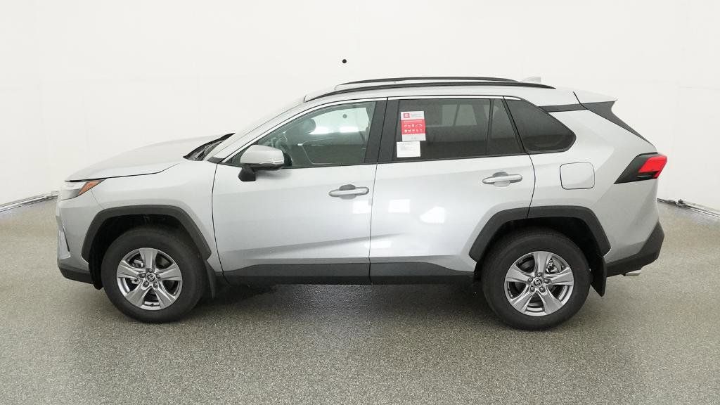 Thumbnail: 2025 Toyota RAV4 - 5