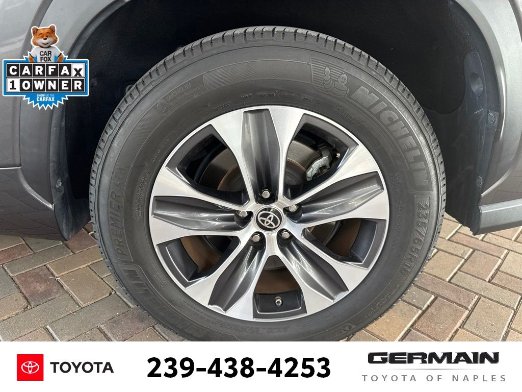 Used 2021 Gray Toyota XLE image 12