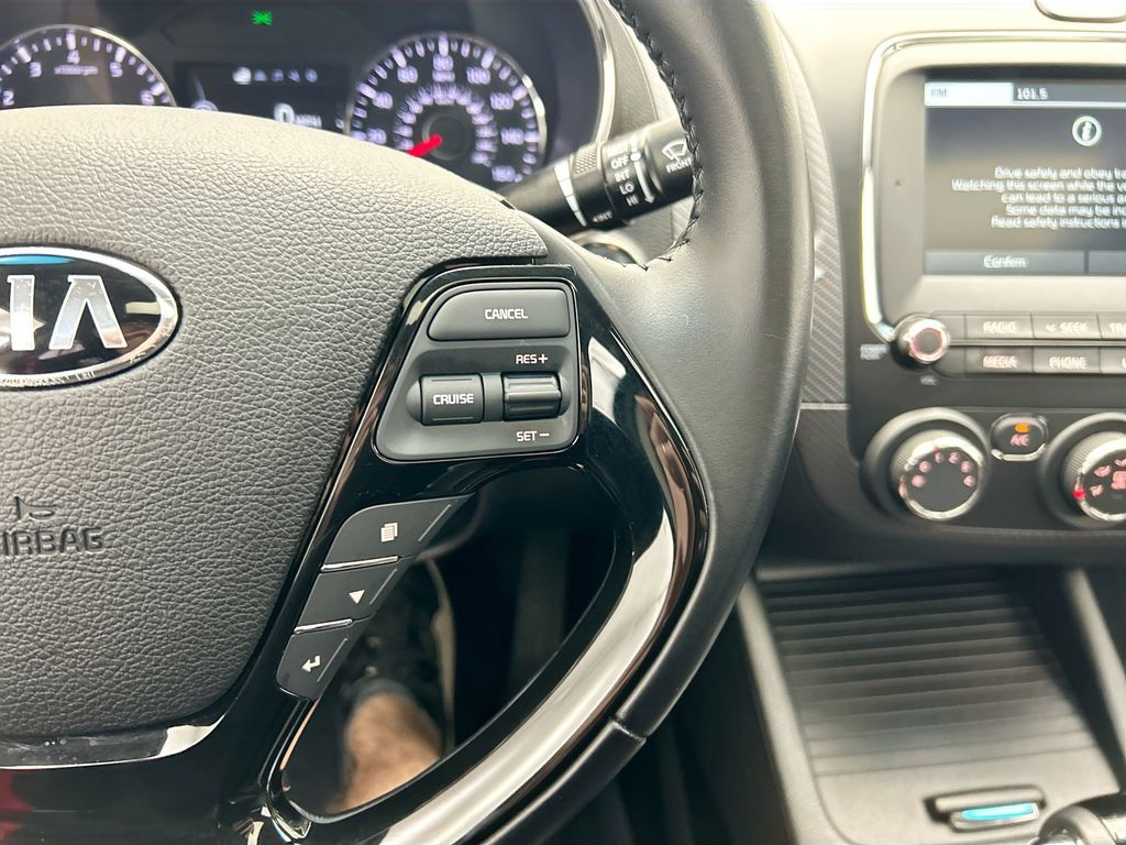 Thumbnail: 2018 Kia Forte - 12