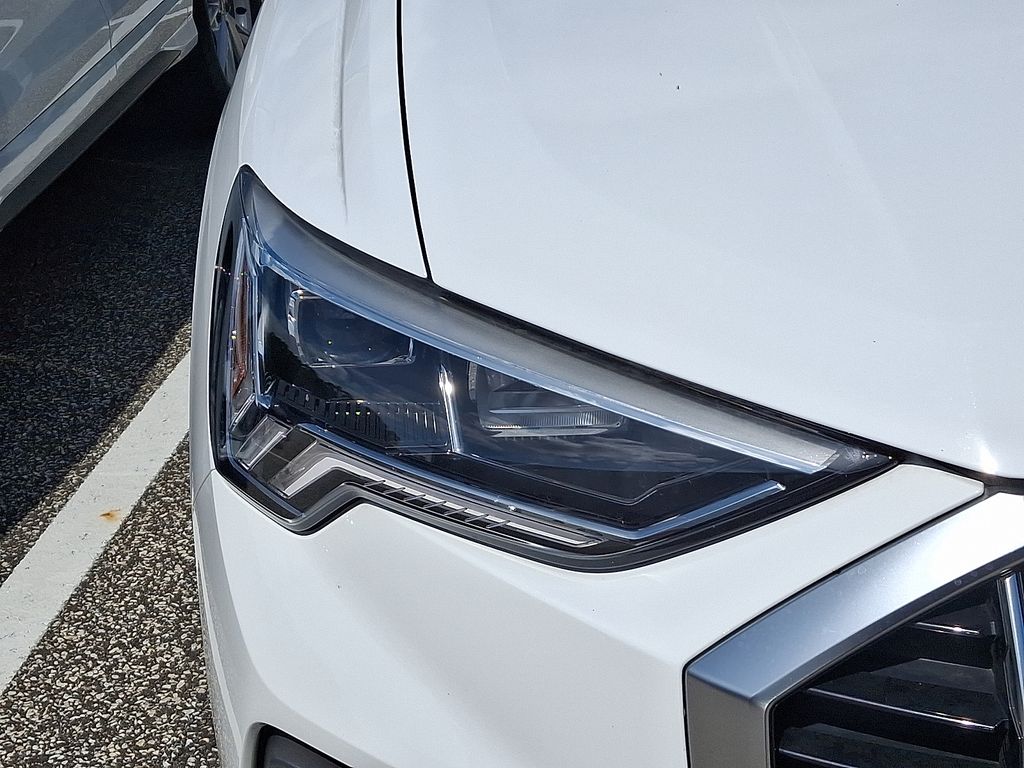 Thumbnail: 2024 Audi Q3 - 4