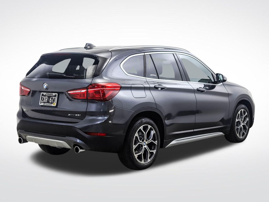 Thumbnail: 2021 BMW X1 - 5