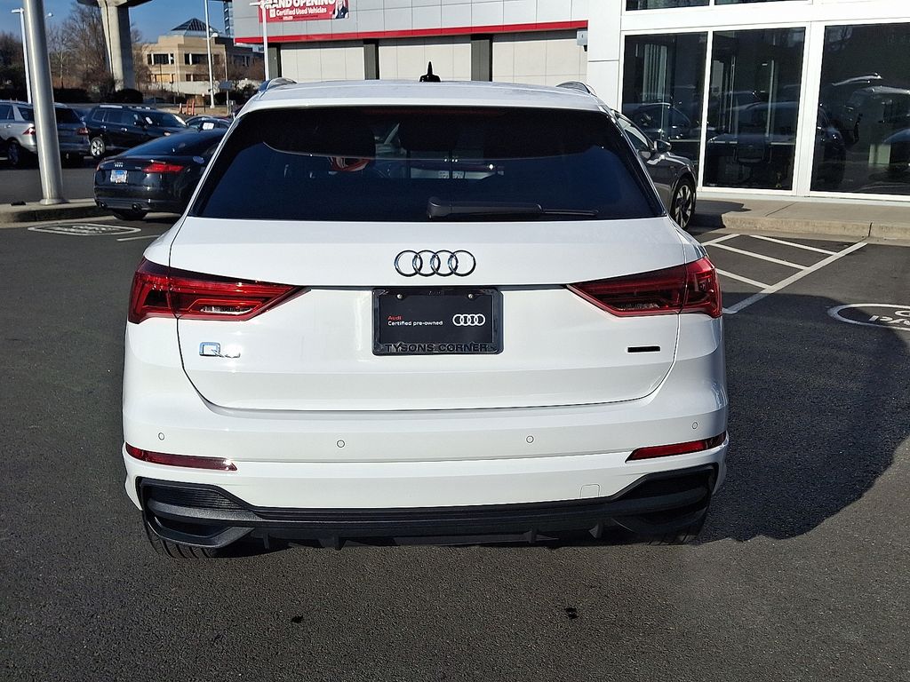 Thumbnail: 2025 Audi Q3 - 5