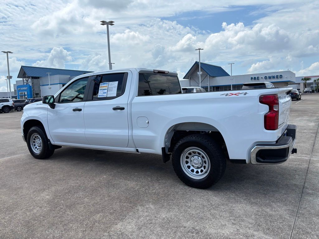 2024 Chevrolet Silverado 1500 WT - 10