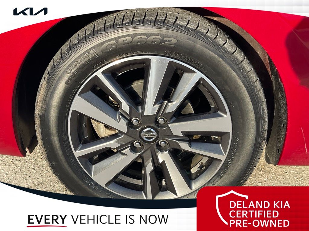 Used 2022 Nissan Versa Sedan